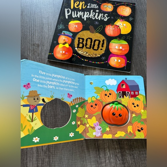 Ten little pumpkins π and Squishy squashy pumpkin π book books - Picture 4 of 4